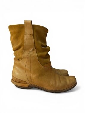 Patagonia W’s Addie Boot in Artisan Gold, Size W9 / EU40